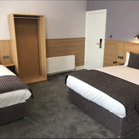 Kennedys Drumcondra 3*