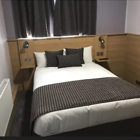 케네디스 비앤비 드럼콘드라 B&B 3*