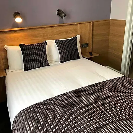 Bed & Breakfast Kennedys Drumcondra 3*