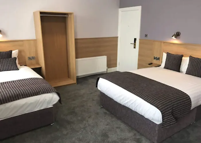 Kennedys Drumcondra 3*